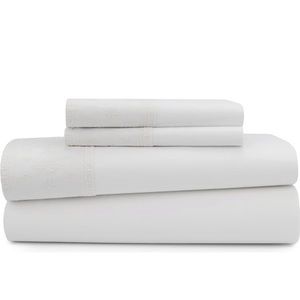 UGG NWT Cody Embroidered sheet set